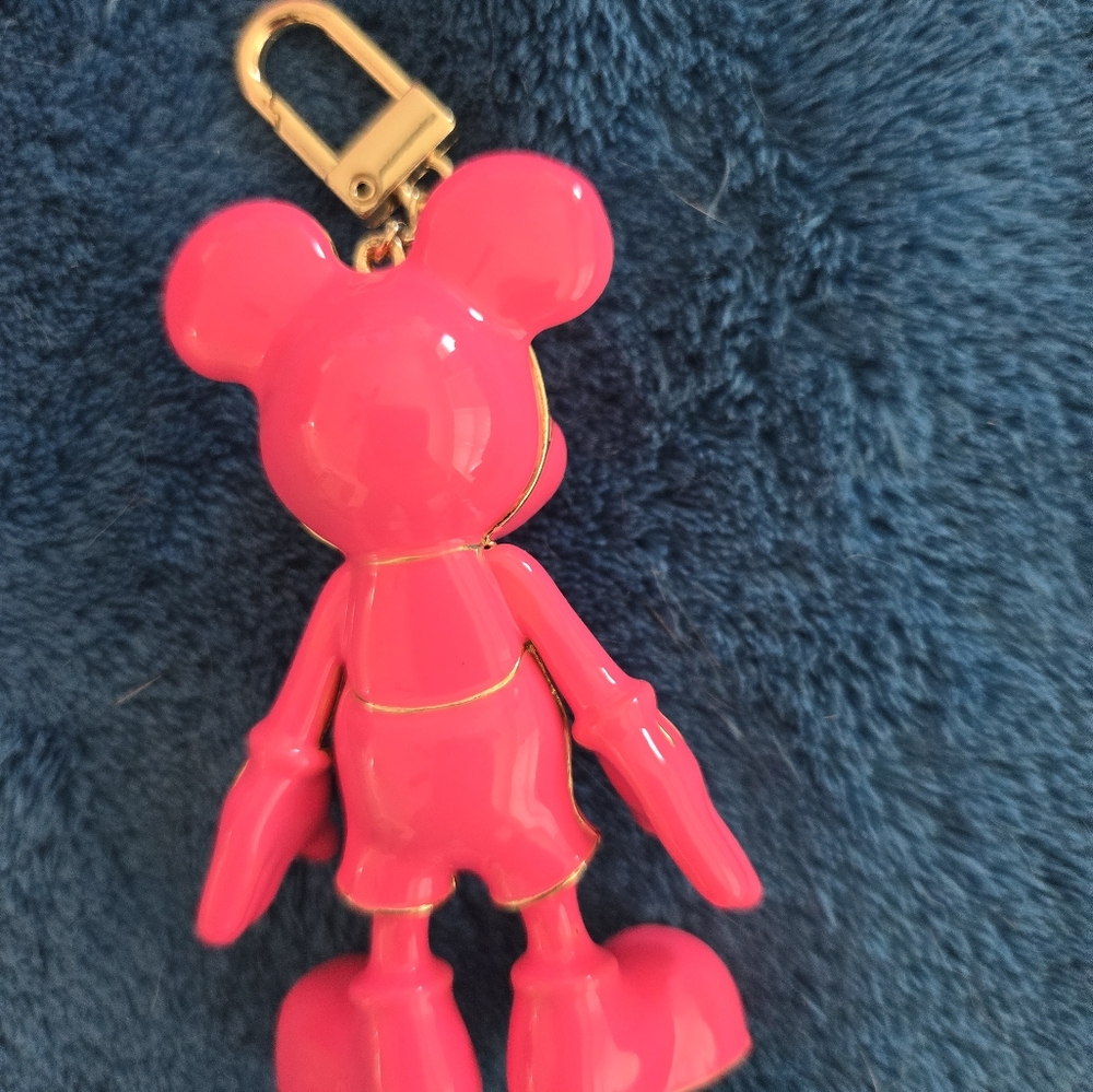 Mickey Mouse Disney X Baublebar hot pink Enamel gold bag charm NIB - Picture 3 of 4